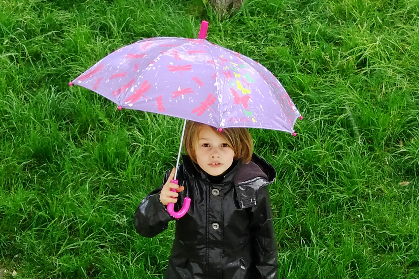 Illustration UN PEU DE MAGIE SOUS LE PARAPLUIE - L